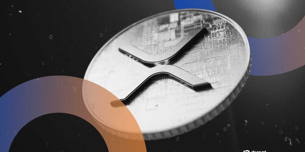 特朗普宣布重新发起贸易战,XRP和以太坊领军加密货币市场的反弹